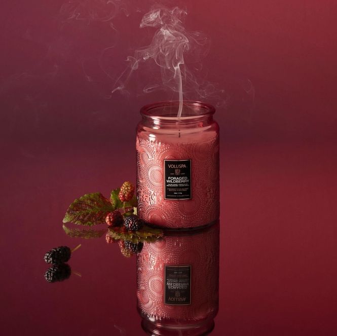 Hovedbilde Voluspa Large Jar Candle 100t Foraged Wildberry