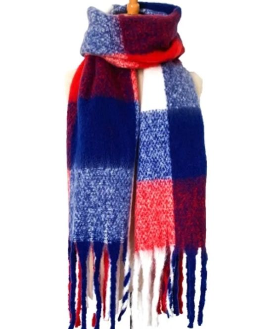 Hovedbilde Fluffy Scarf 10