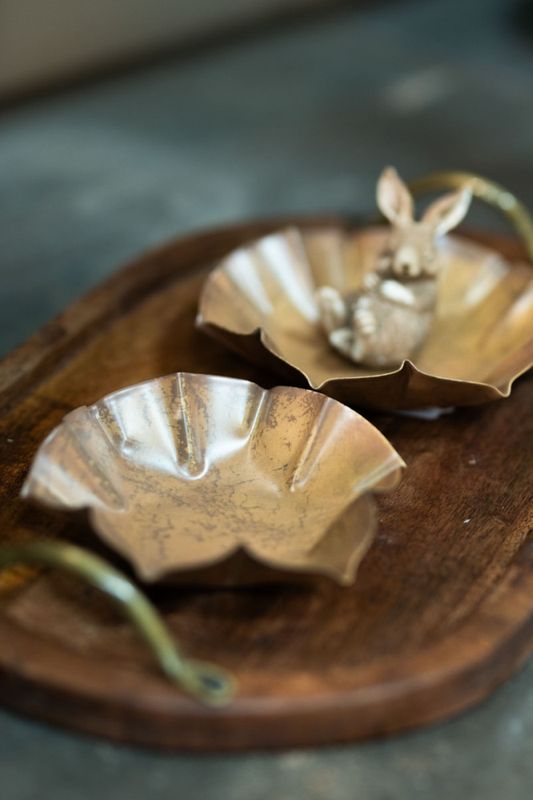 Serveringsbrett i tre – brun | 40 cm