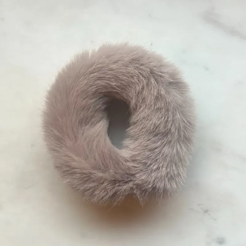 Hårstrikk - Fuskepels- Brun