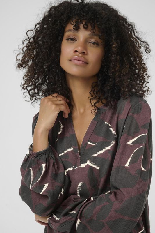 KAbeate Amber Blouse