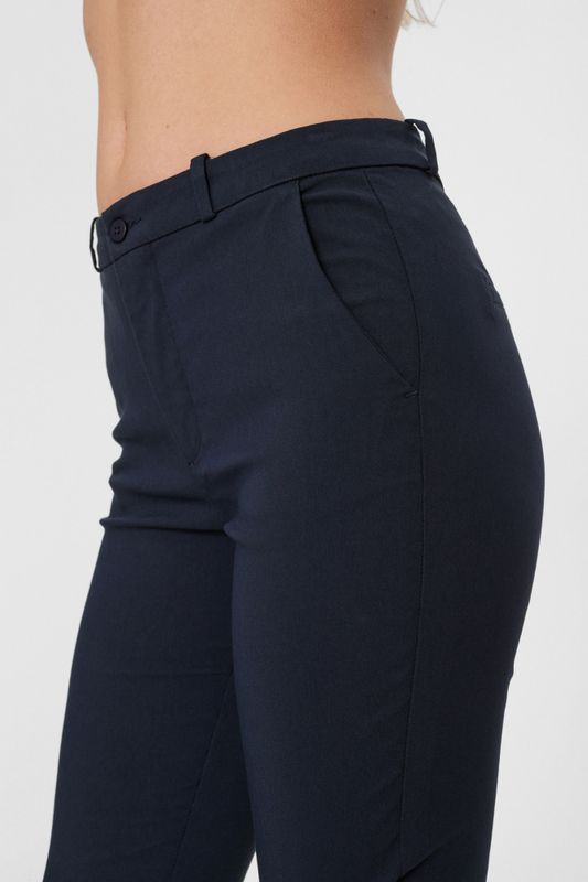 Solvej Ankle Pant Salute