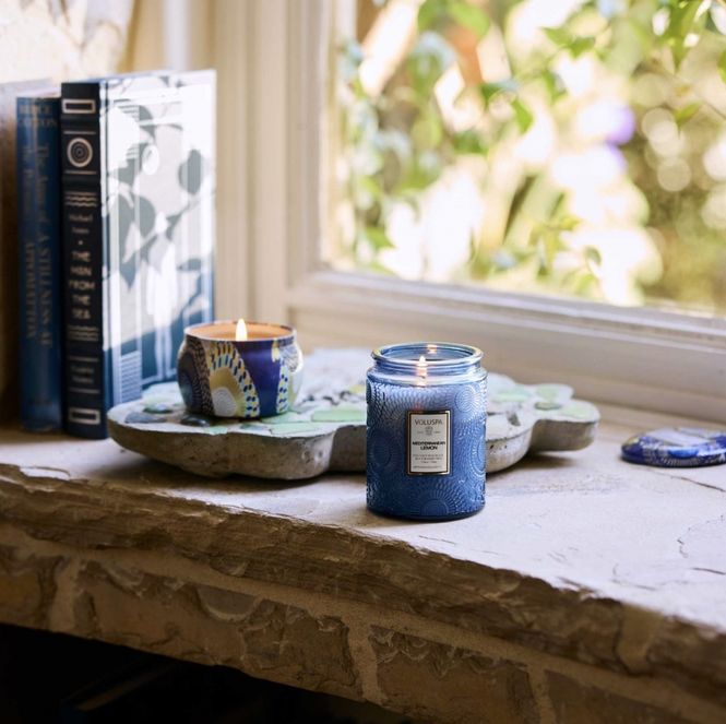 Hovedbilde Voluspa MEDITERRANEAN LEMON SMALL JAR CANDLE 50t